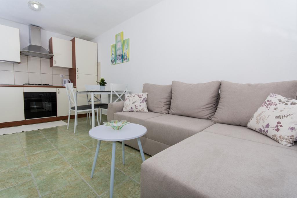 Apartment Mika 2 Trogir Kültér fotó