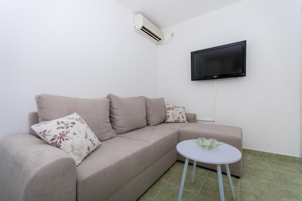 Apartment Mika 2 Trogir Kültér fotó